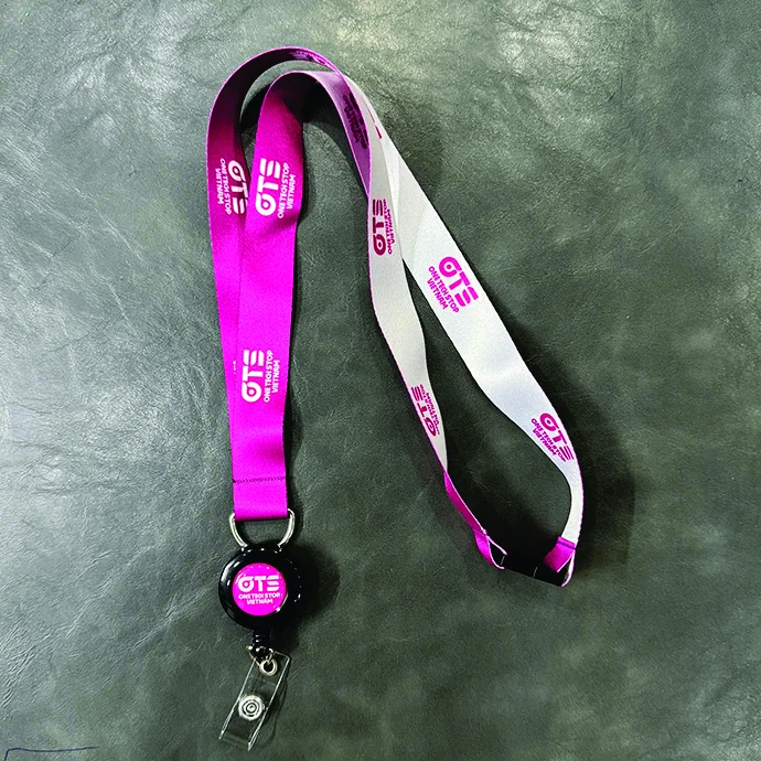 Dây Đeo Thẻ Satin In Logo – Lanyard Hội Nghị Sự Kiện Màu Hồng