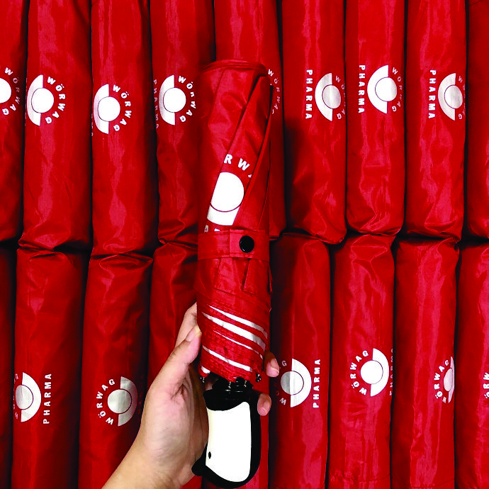 Ô Dù Gấp 3 Màu Đỏ – Quà Tặng Quảng Cáo In Logo Doanh Nghiệp