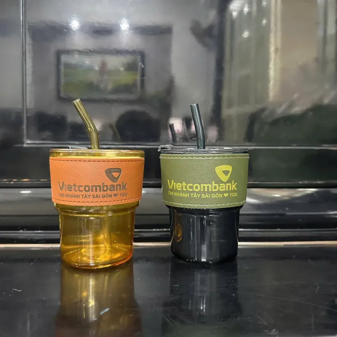 Ly Giữ Nhiệt Mini Bọc Da – Quà Tặng Doanh Nghiệp Sang Trọng, Tinh Tế