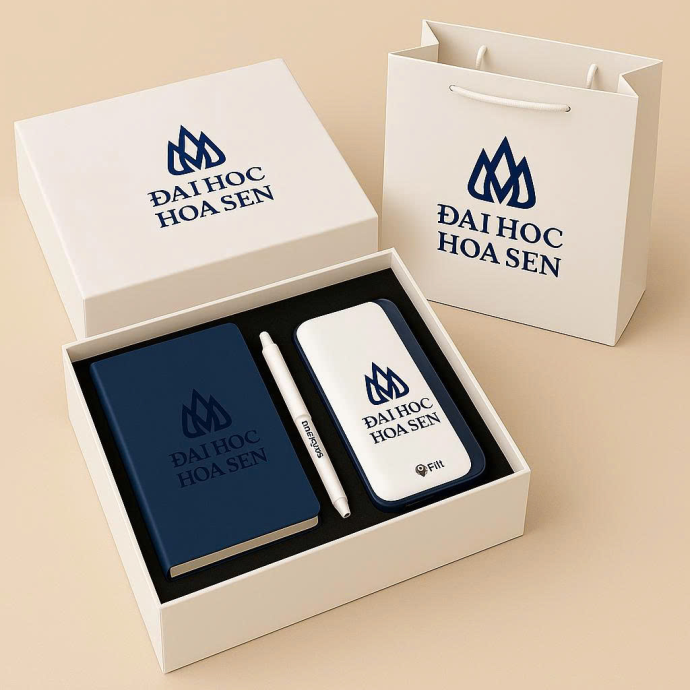 Bộ Quà Tặng Doanh Nghiệp In Logo – Sổ Tay, Bút, Sạc Dự Phòng Cao Cấp