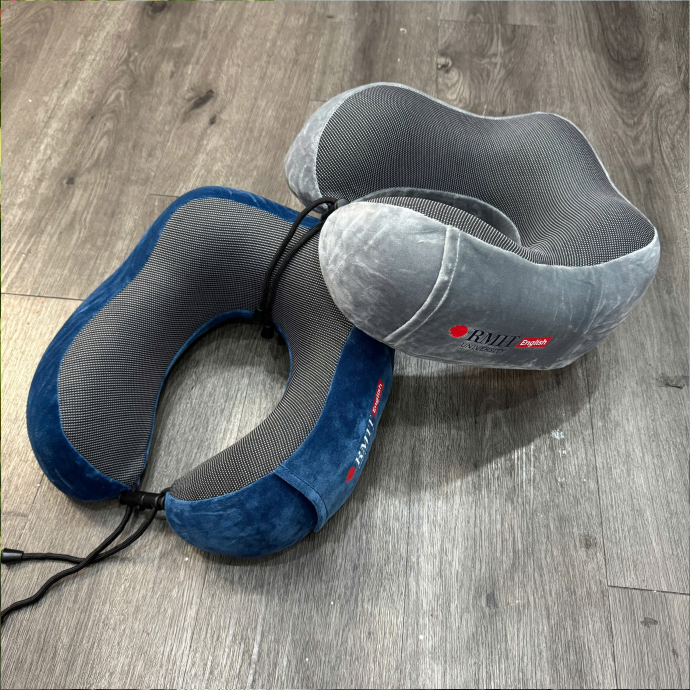 Gối Chữ U Cao Su Non In Logo – Quà Tặng Văn Phòng, Sự Kiện Cao Cấp