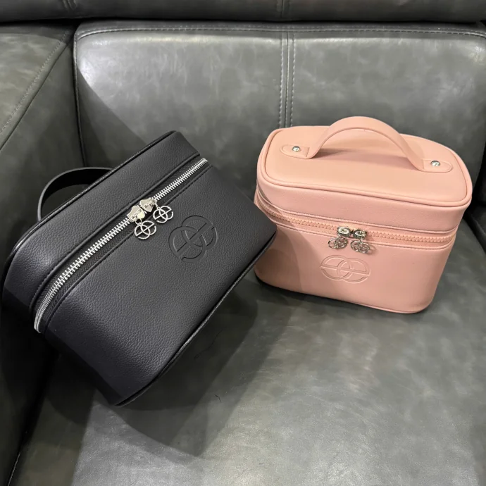 Túi Đựng Mỹ Phẩm In Logo Theo Yêu Cầu – Đẹp, Bền, Quảng Bá Hiệu Quả